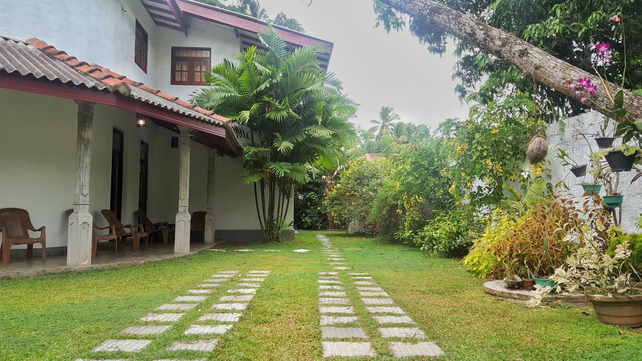 Villa Happy Home Бентота Екстер'єр фото